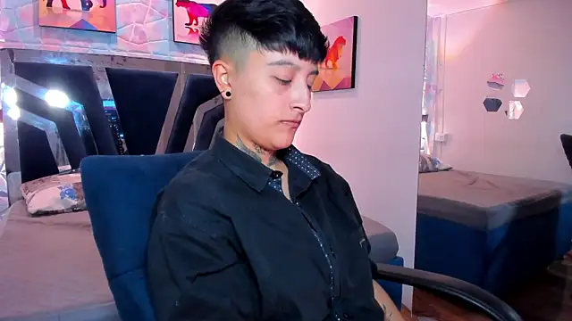 Snapshot of abby_thommson1 chatting on 09/27/25, 03:44 abby thommson1 online show from 09/27/25, 03:44