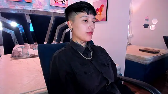 Snapshot of abby_thommson1 chatting on 09/30/25, 04:06 abby thommson1 online show from 09/30/25, 04:06