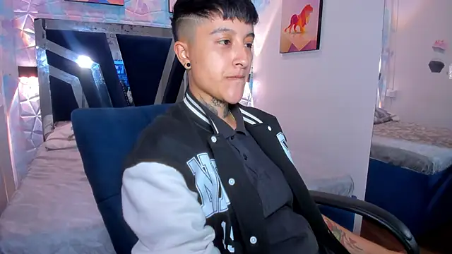 Snapshot of abby_thommson1 chatting on 10/08/25, 03:59 abby thommson1 online show from 10/08/25, 03:59