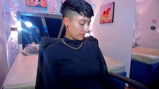 Snapshot of abby_thommson1 chatting on 10/16/25, 04:13 abby thommson1 online show from 10/16/25, 04:13