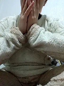 Ahalm online show from 11/28/25, 09:17