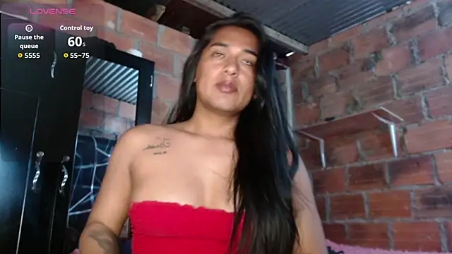 Snapshot of _Diviine_karoll_ chatting on 09/19/25, 05:24  Diviine karoll  online show from 09/19/25, 05:24