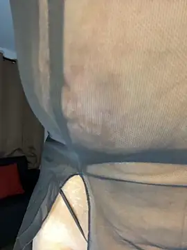 Snapshot of tianastone_ chatting on 09/23/25, 05:21 tianastone  online show from 09/23/25, 05:21