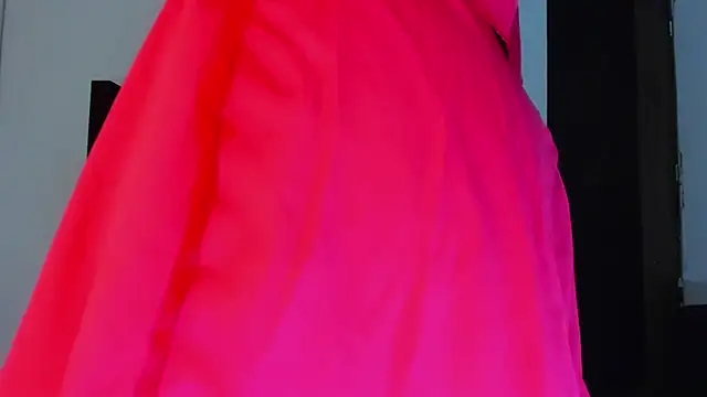 Snapshot of tianastone_ chatting on 11/01/25, 04:58 tianastone  online show from 11/01/25, 04:58