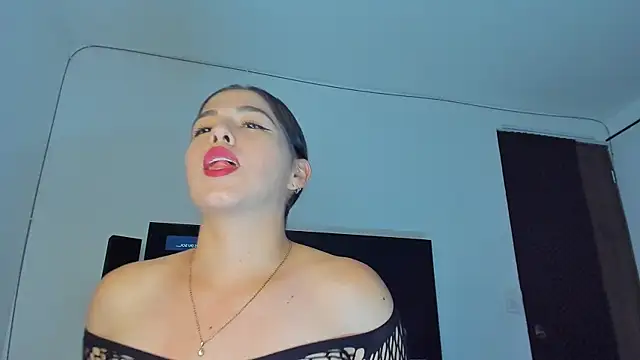 tianastone  online show from 12/18/25, 03:01