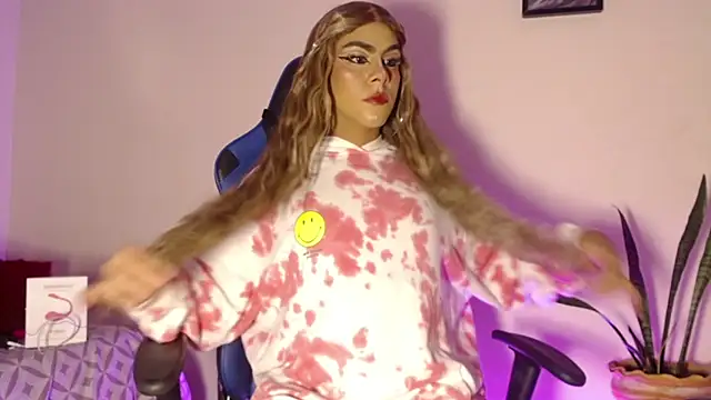 Antonella copper online show from 11/07/25, 03:17