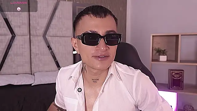 LiamDeep online show from 02/12/26, 08:37