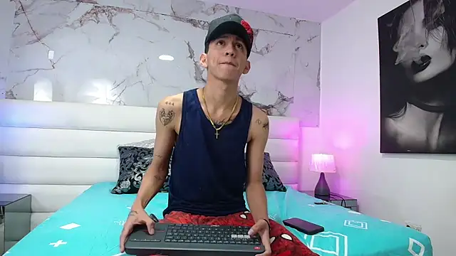 Marcus and Tony online show from 04/10/26, 08:13