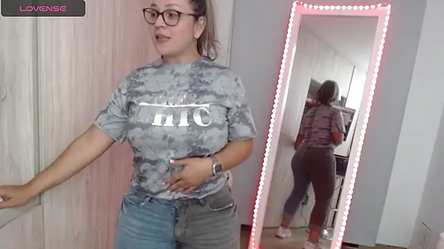 sophie lopez1 online show from 12/09/24, 02:45