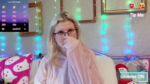 Snapshot of samanthamalichite chatting on 01/16/26, 03:05 samanthamalichite online show from 01/16/26, 03:05