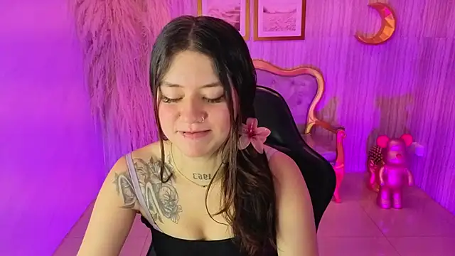 ivy lodge s online show from 09/27/25, 08:47