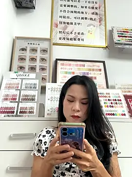 Snapshot of Baby-mmm chatting on 09/25/25, 03:54 Baby-mmm online show from 09/25/25, 03:54