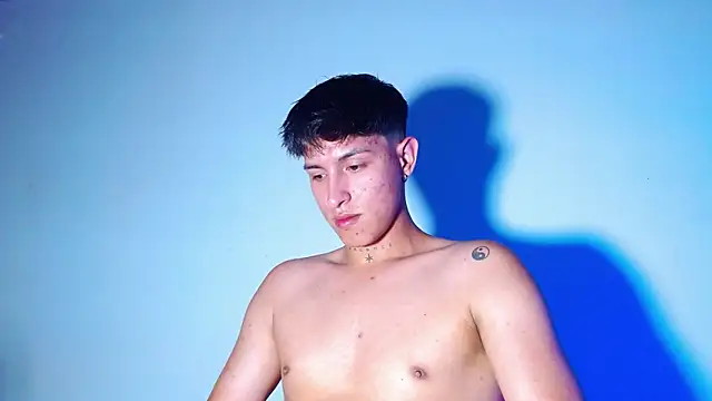 rowanbigboy23 online show from 02/08/26, 12:58