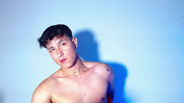 rowanbigboy23 online show from 02/10/26, 12:37