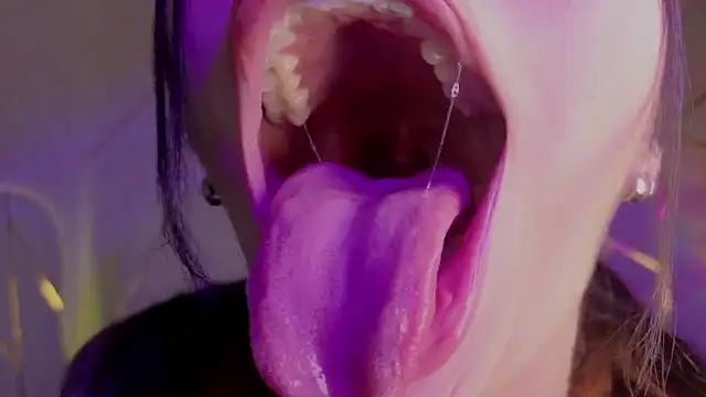 Hollyxx  online show from 02/10/26, 11:20