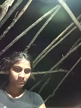 Snapshot of Jyoti_thakurr chatting on 09/08/25, 10:53 Jyoti thakurr online show from 09/08/25, 10:53