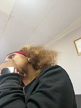 031bubbles online show from 10/10/25, 12:04