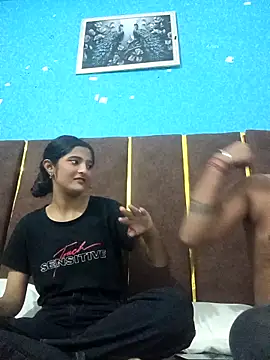 romantic couple1 online show from 09/15/25, 01:05