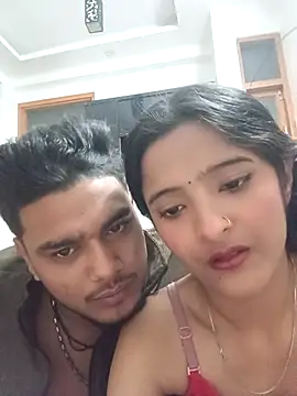 romantic couple1 online show from 11/27/25, 02:02