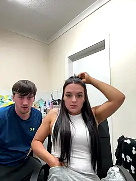 scottishcouple2002 online show from 10/25/25, 06:21