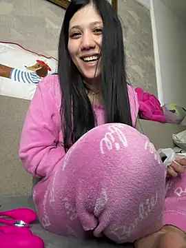 PrincessYYara online show from 04/10/26, 08:02