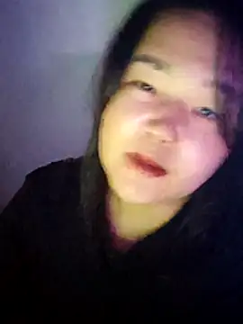 Snapshot of Innogin chatting on 11/21/25, 06:17 Innogin online show from 11/21/25, 06:17