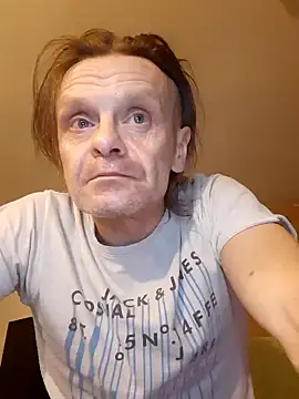 Snapshot of Kuba_Gd chatting on 01/01/25, 02:19 Kuba Gd online show from 01/01/25, 02:19