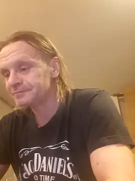 Snapshot of Kuba_Gd chatting on 01/12/25, 08:36 Kuba Gd online show from 01/12/25, 08:36