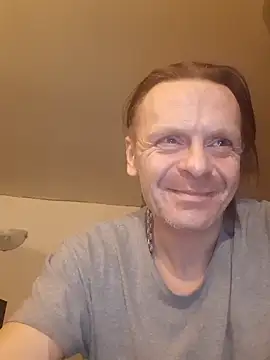 Snapshot of Kuba_Gd chatting on 01/14/25, 12:22 Kuba Gd online show from 01/14/25, 12:22