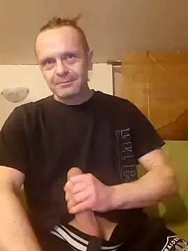 Snapshot of Kuba_Gd chatting on 01/19/25, 10:06 Kuba Gd online show from 01/19/25, 10:06