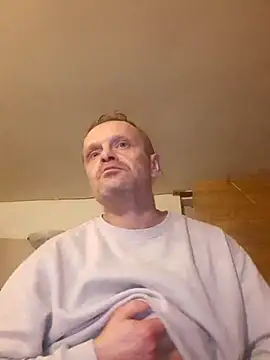 Snapshot of Kuba_Gd chatting on 01/20/25, 05:06 Kuba Gd online show from 01/20/25, 05:06