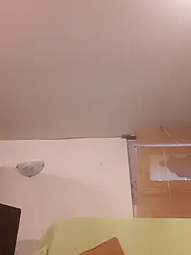 Snapshot of Kuba_Gd chatting on 01/21/25, 01:22 Kuba Gd online show from 01/21/25, 01:22