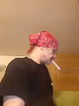 Snapshot of Kuba_Gd chatting on 02/07/25, 12:42 Kuba Gd online show from 02/07/25, 12:42