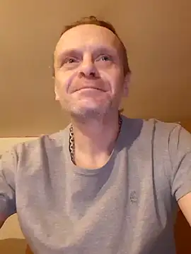 Snapshot of Kuba_Gd chatting on 02/12/25, 08:29 Kuba Gd online show from 02/12/25, 08:29