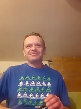 Snapshot of Kuba_Gd chatting on 02/19/25, 04:55 Kuba Gd online show from 02/19/25, 04:55