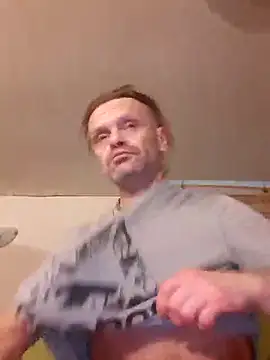 Snapshot of Kuba_Gd chatting on 03/19/25, 09:28 Kuba Gd online show from 03/19/25, 09:28