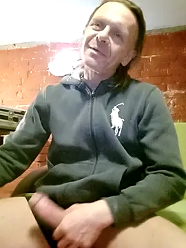 Snapshot of Kuba_Gd chatting on 09/21/25, 01:40 Kuba Gd online show from 09/21/25, 01:40