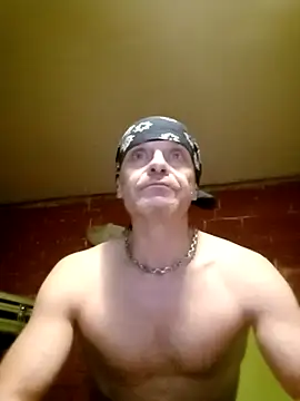 Snapshot of Kuba_Gd chatting on 09/24/25, 10:24 Kuba Gd online show from 09/24/25, 10:24