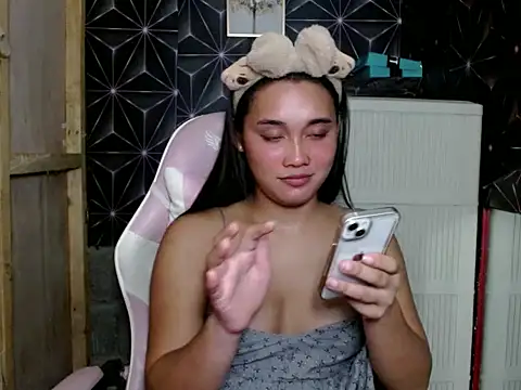 Snapshot of asian_cumstarrhian chatting on 09/22/25, 03:52 asian cumstarrhian online show from 09/22/25, 03:52