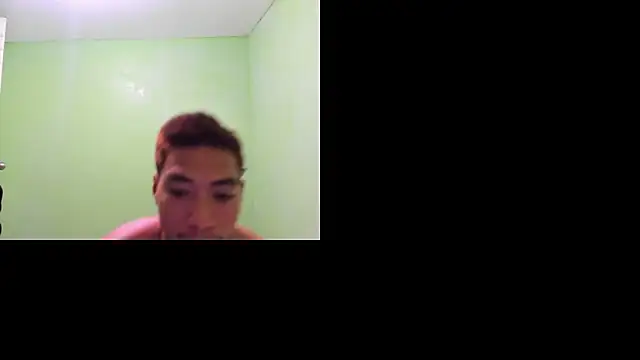 Snapshot of Hot_Pinoy-Jake chatting on 05/16/26, 04:06 Hot Pinoy-Jake online show from 05/16/26, 04:06