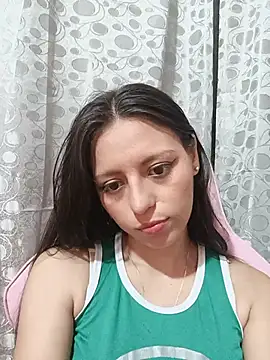 Snapshot of Lahila_ chatting on 06/14/26, 03:14 Lahila online show from 06/14/26, 03:14