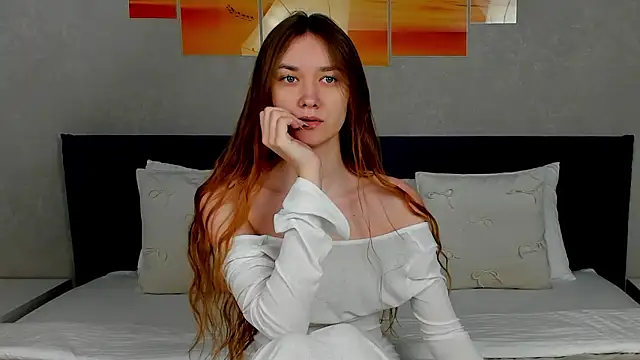 AmadaReine online show from 03/08/26, 04:16