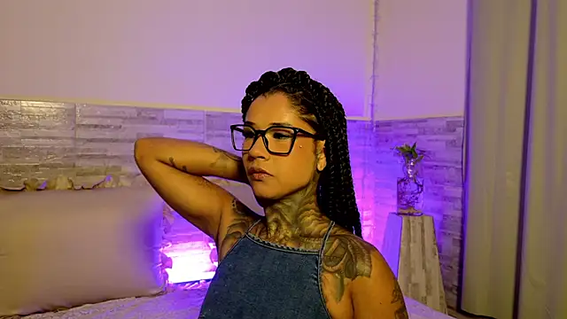 xbigpeach online show from 05/17/26, 10:06