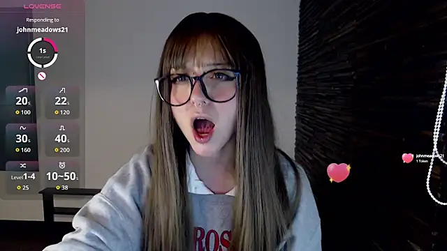 Snapshot of babedooll chatting on 09/25/25, 02:59 babedooll online show from 09/25/25, 02:59