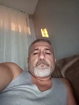 Snapshot of alemci_7434 chatting on 02/19/26, 11:45 alemci 7434 online show from 02/19/26, 11:45