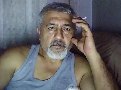 Snapshot of alemci_7434 chatting on 04/17/26, 12:13 alemci 7434 online show from 04/17/26, 12:13