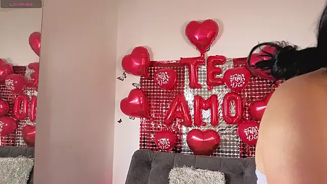 Candy Chloe02 online show from 02/15/26, 11:30