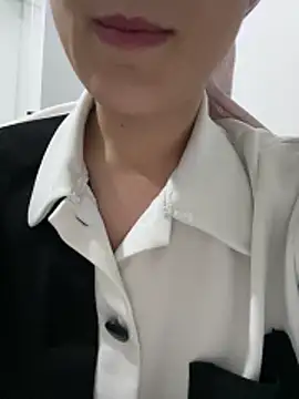 delibiri11 online show from 01/31/26, 08:51