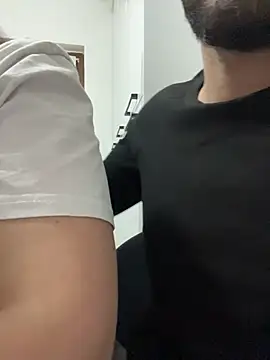 delibiri11 online show from 03/18/26, 10:02