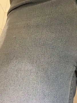 Cumonmme online show from 04/21/26, 09:17